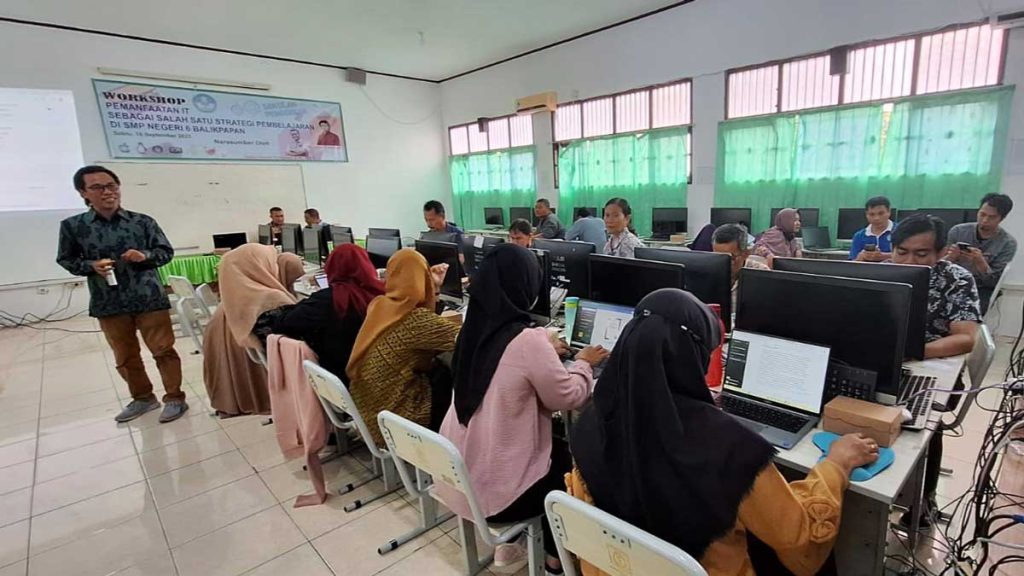 Manfaat Kursus dan Workshop Pendidikan untuk Pengajar Profesional